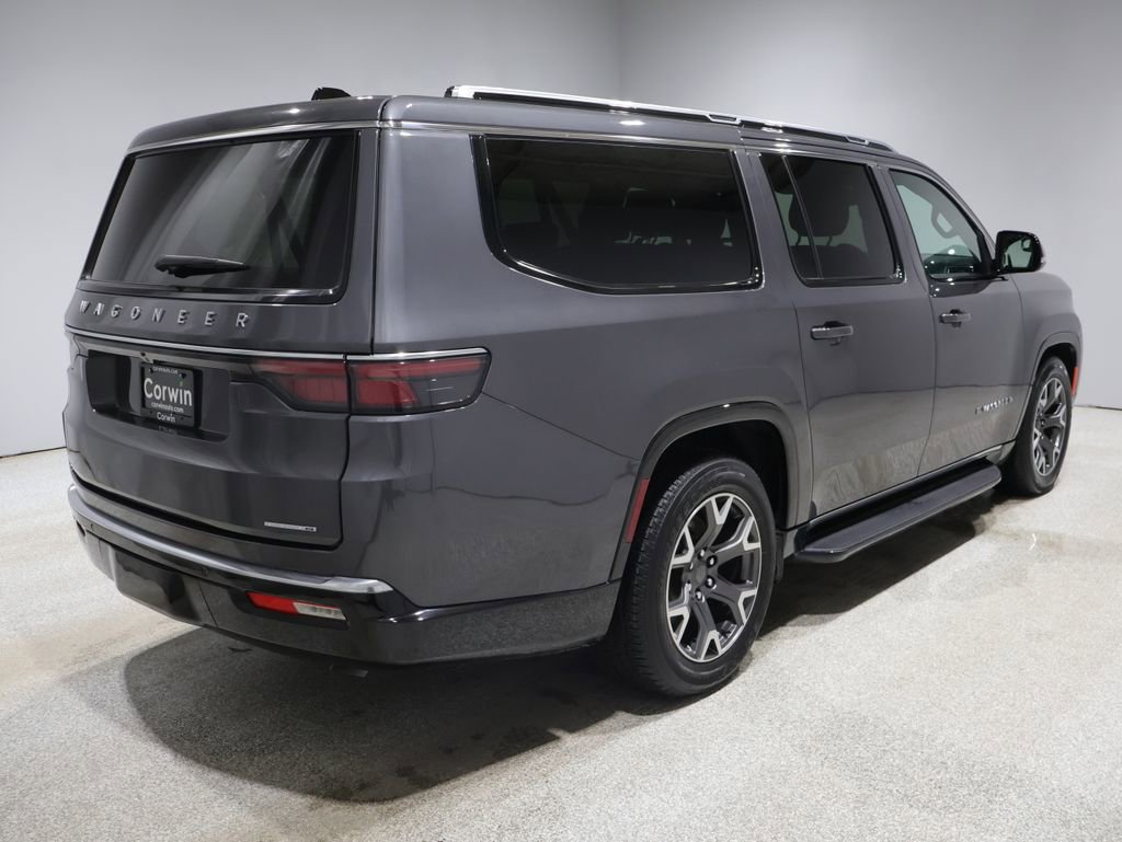 Used 2024 Jeep Wagoneer L Series III w/ Flexible Seating Group video 2