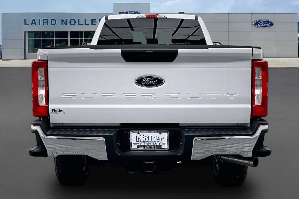 New 2026 Ford F350 XLT AWD/4WD image 4
