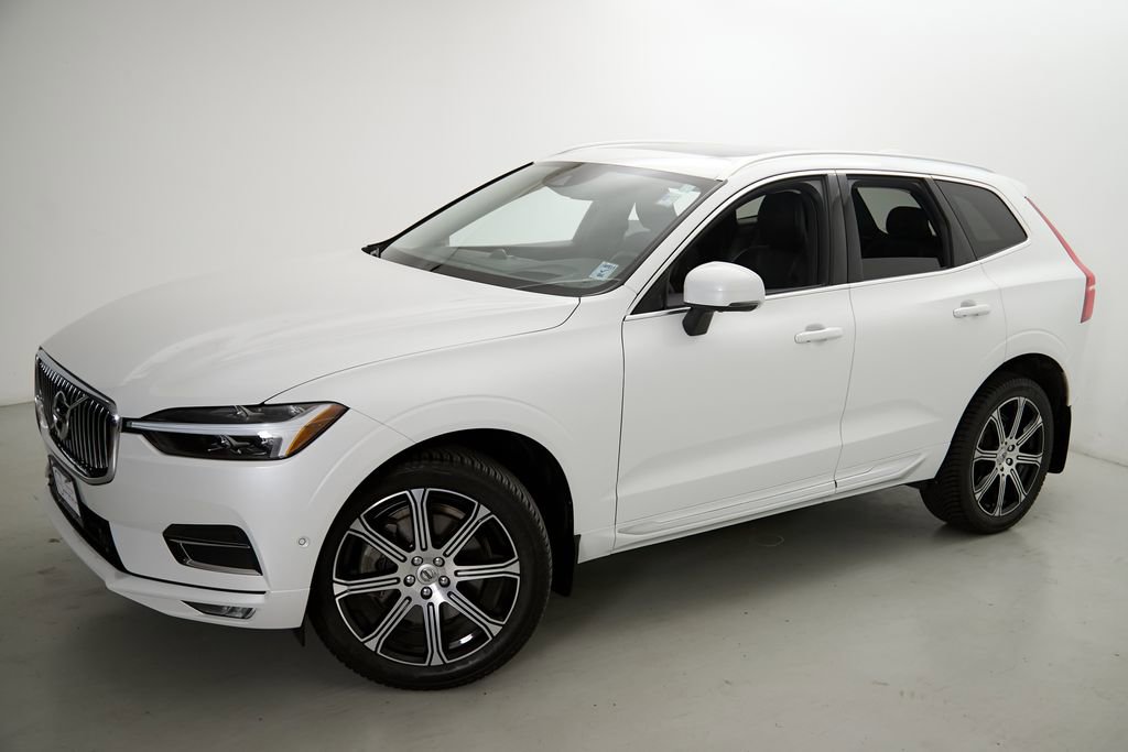 Used 2021 Volvo XC60 T5 Inscription w/ Advanced Package AWD/4WD image 3
