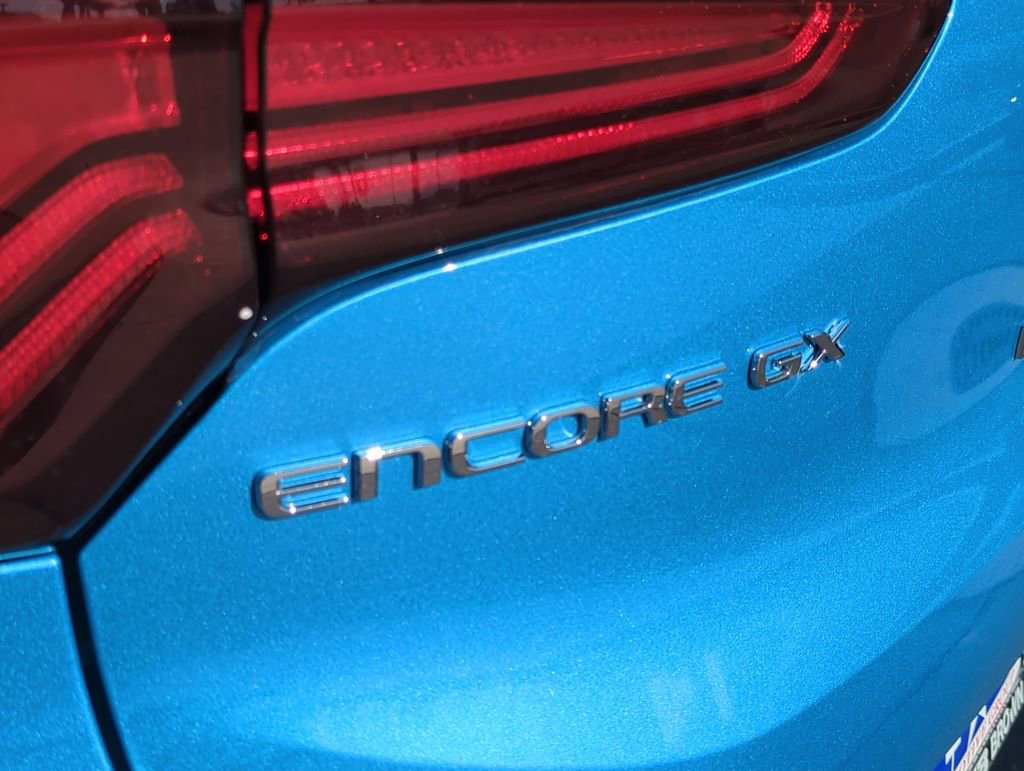 Used 2025 Buick Encore GX Sport Touring w/ Advanced Technology Package image 29
