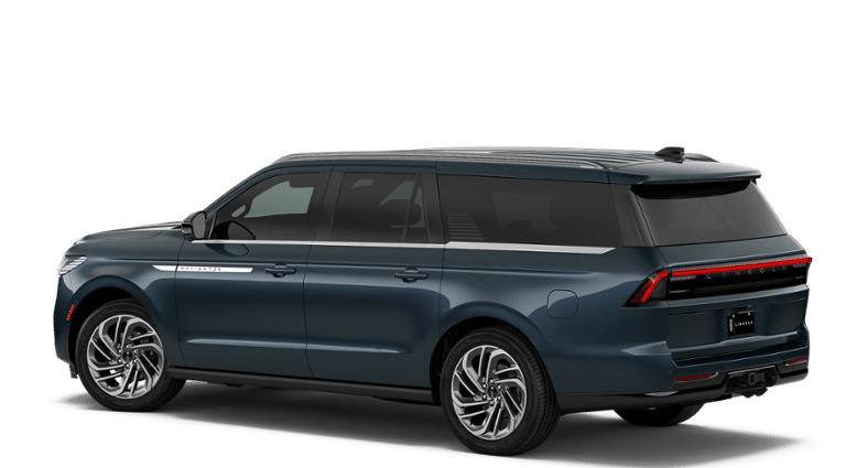New 2026 Lincoln Navigator L Reserve AWD/4WD image 25