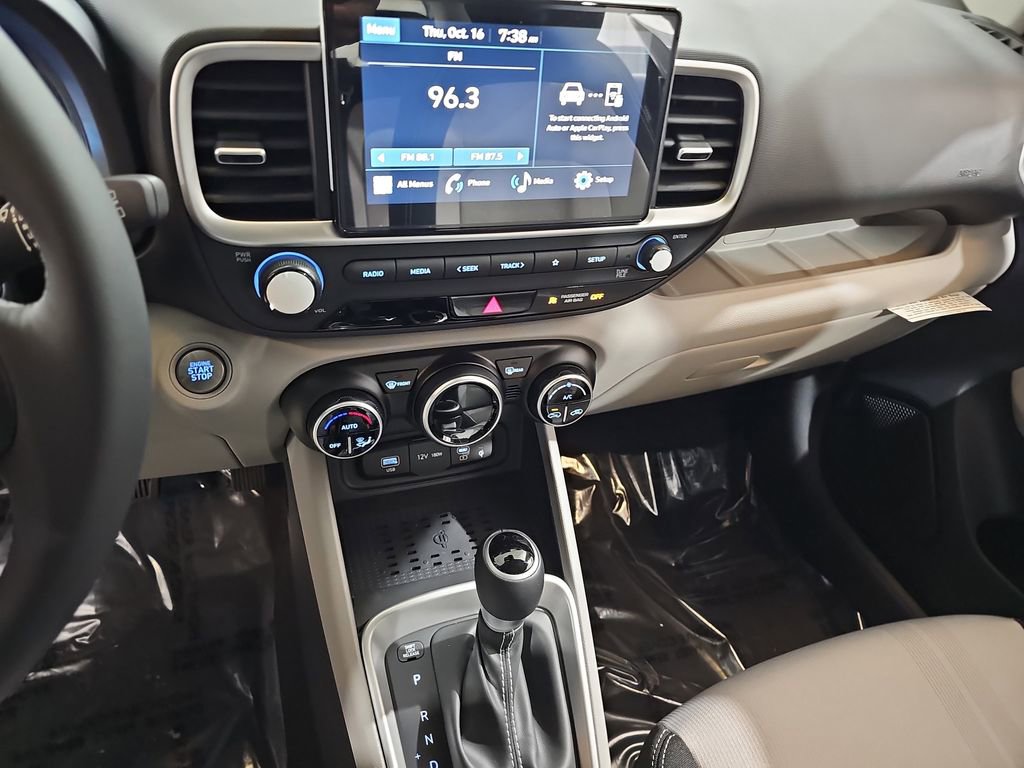 New 2026 Hyundai Venue SEL FWD image 19