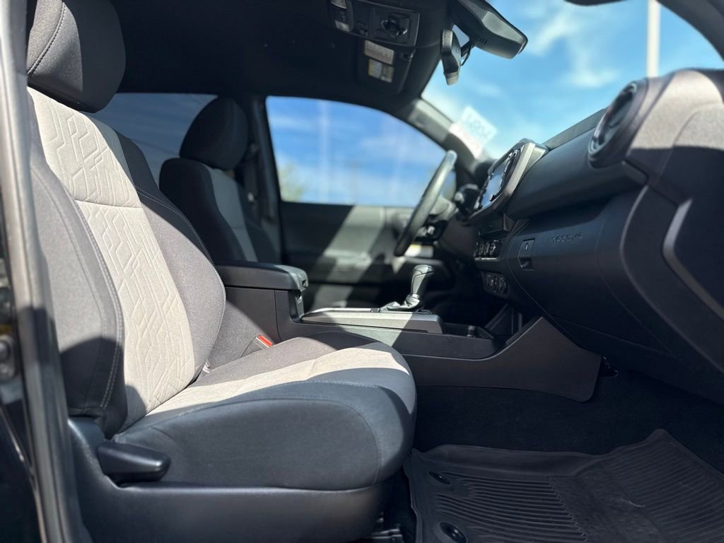 Used 2020 Toyota Tacoma TRD Off-Road image 20