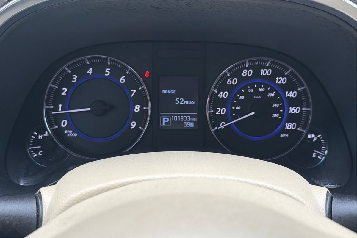 Used 2016 INFINITI QX70 2WD w/ Premium Package image 17