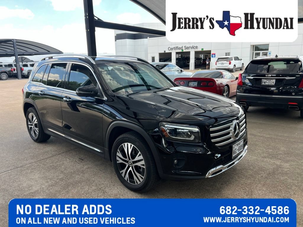 Used 2025 Mercedes-Benz GLB 250 image 2
