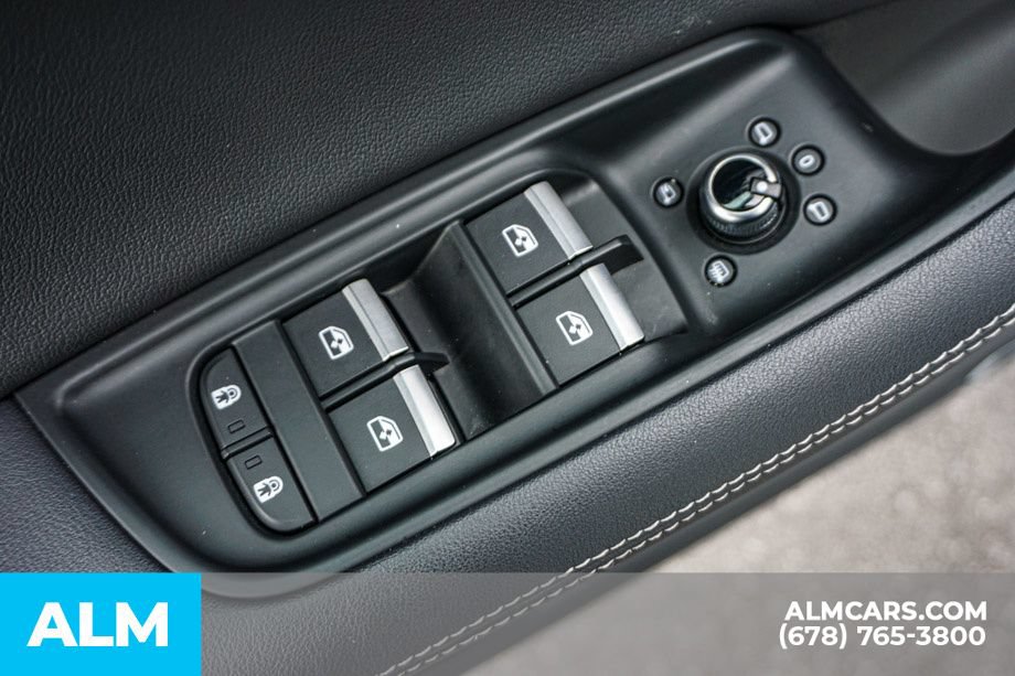 Used 2025 Audi Q7 3.0T Premium Plus AWD/4WD image 52