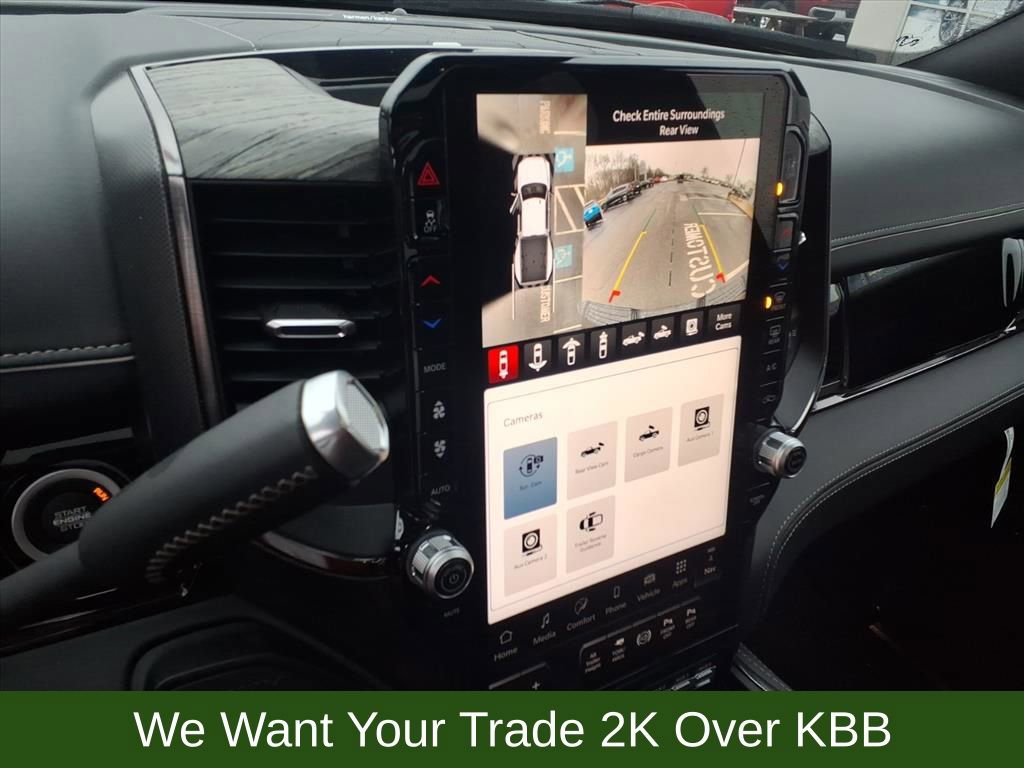 Used 2025 RAM 3500 Limited image 28