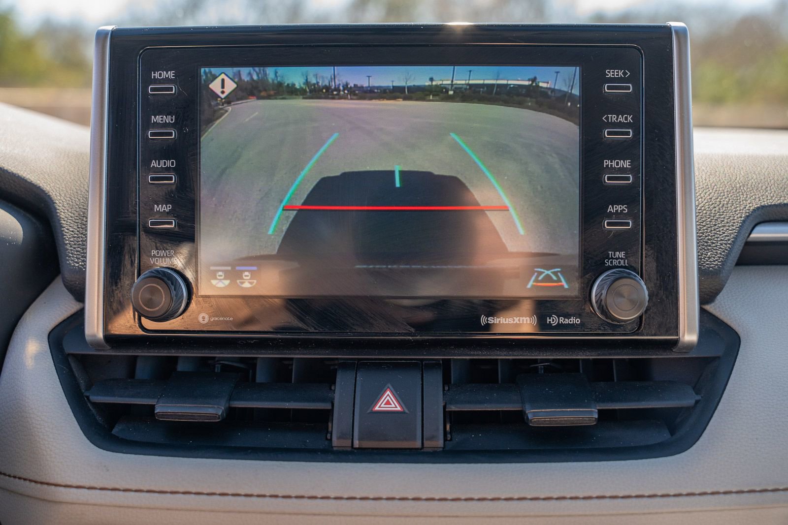 Used 2021 Toyota RAV4 XLE w/ Convenience Package image 29