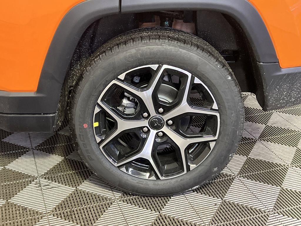 New 2026 Jeep Compass Limited image 5