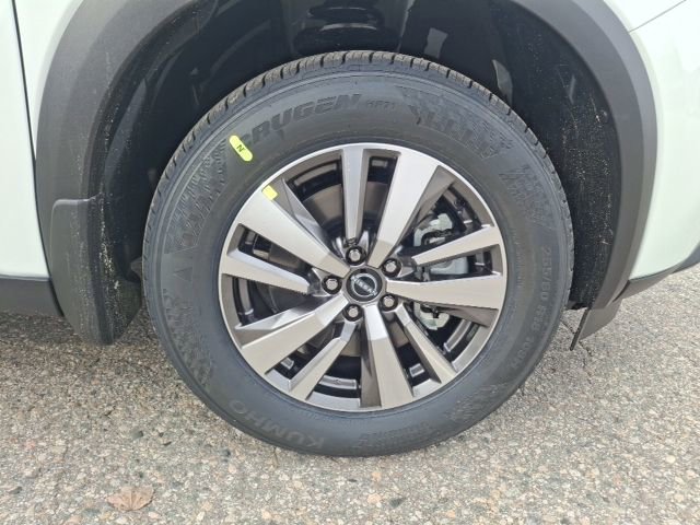 New 2025 Nissan Pathfinder SL w/ Black Appearance Package image 33