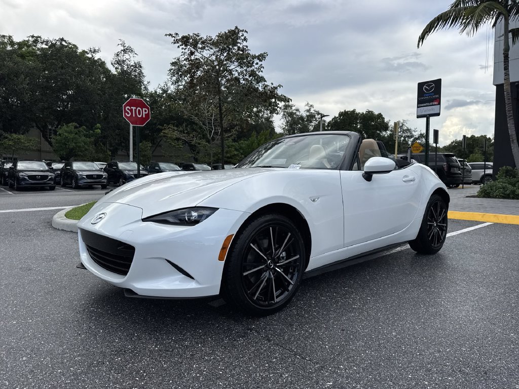 New 2026 MAZDA MX-5 Miata Grand Touring RWD image 28