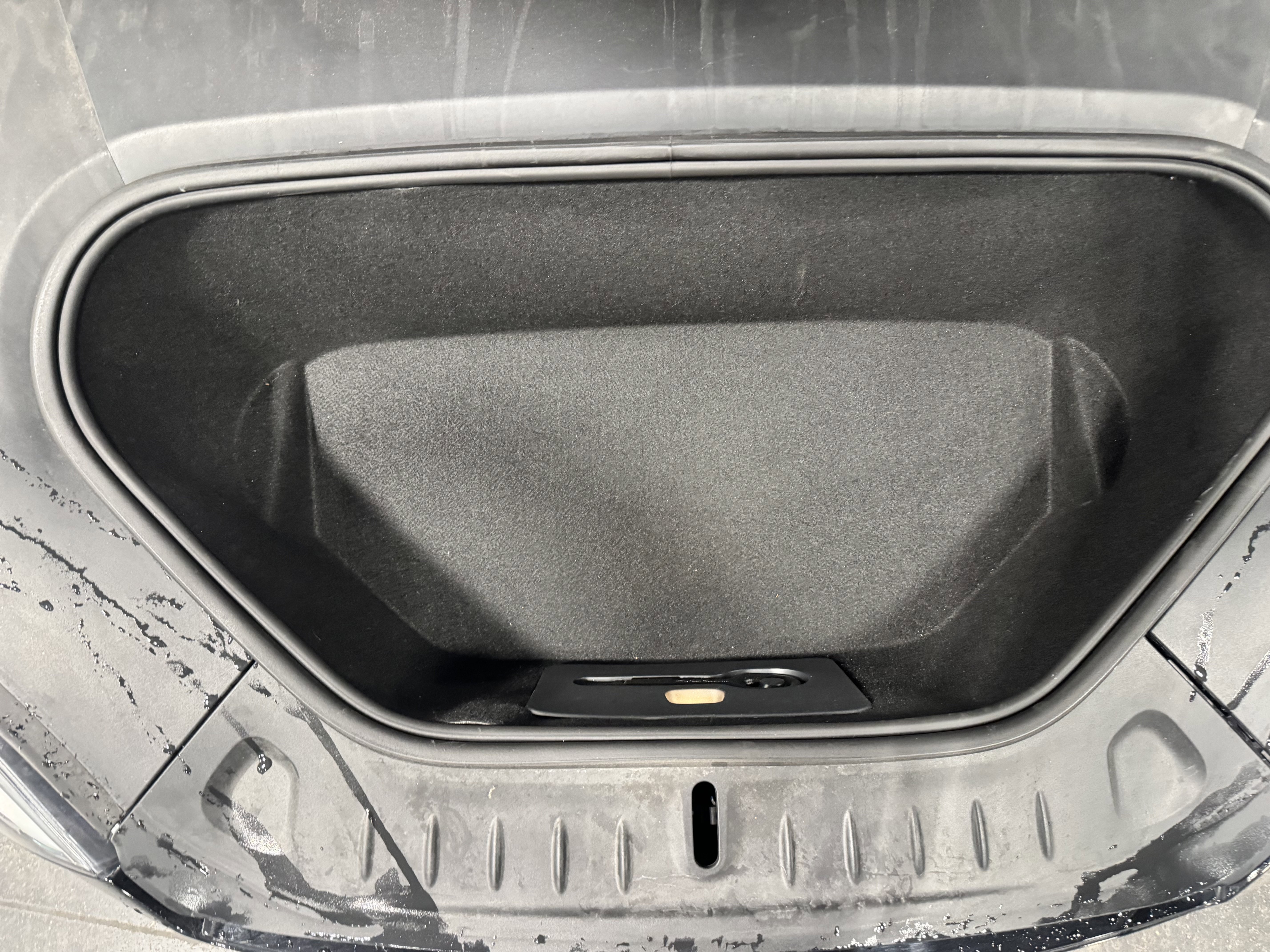 Used 2021 Tesla Model S Plaid image 17