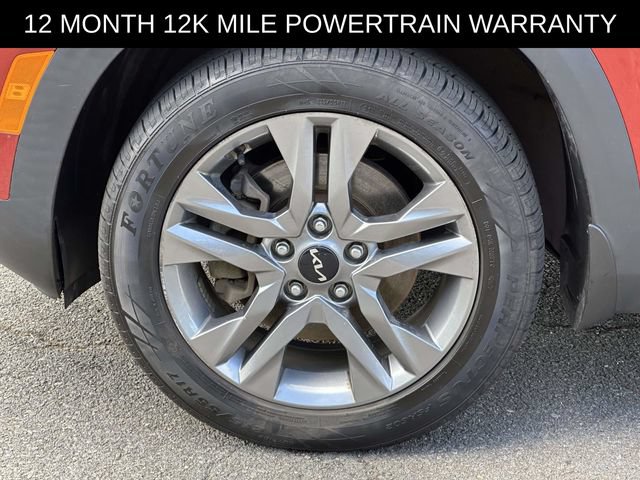 Used 2023 Kia Seltos S AWD/4WD image 7