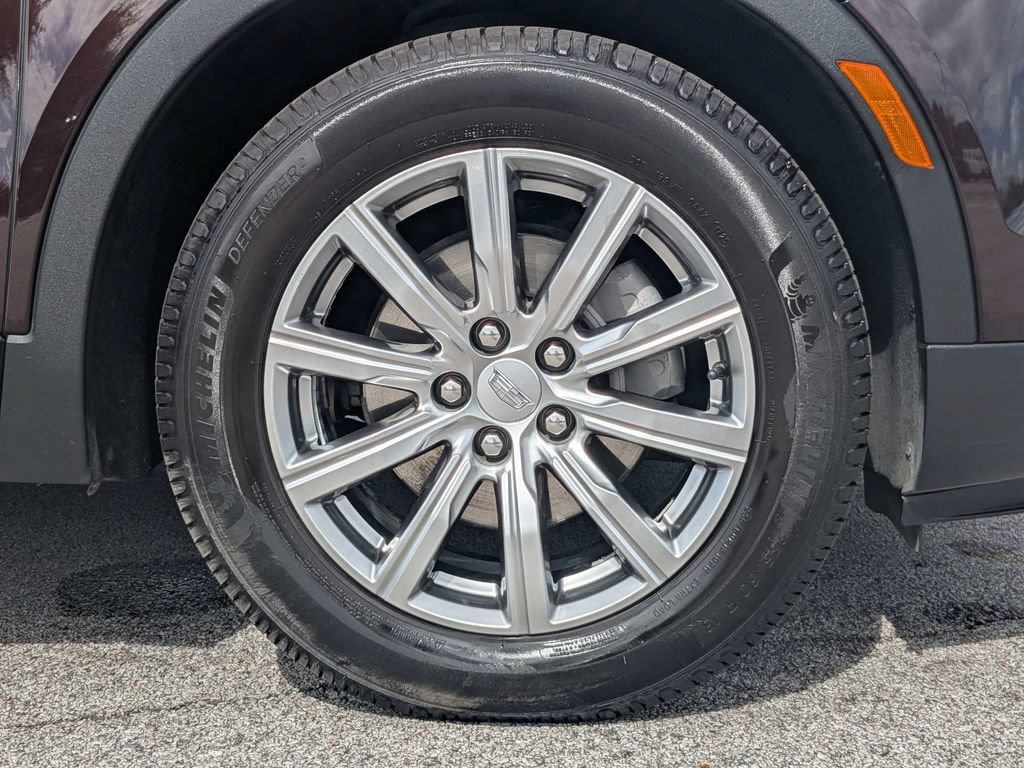 Used 2021 Cadillac XT4 Premium Luxury FWD image 10