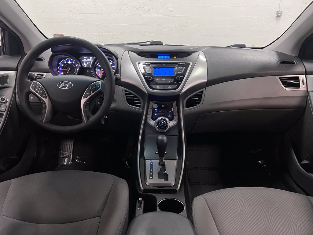 Used 2013 Hyundai Elantra GLS w/ Preferred Pkg FWD image 12