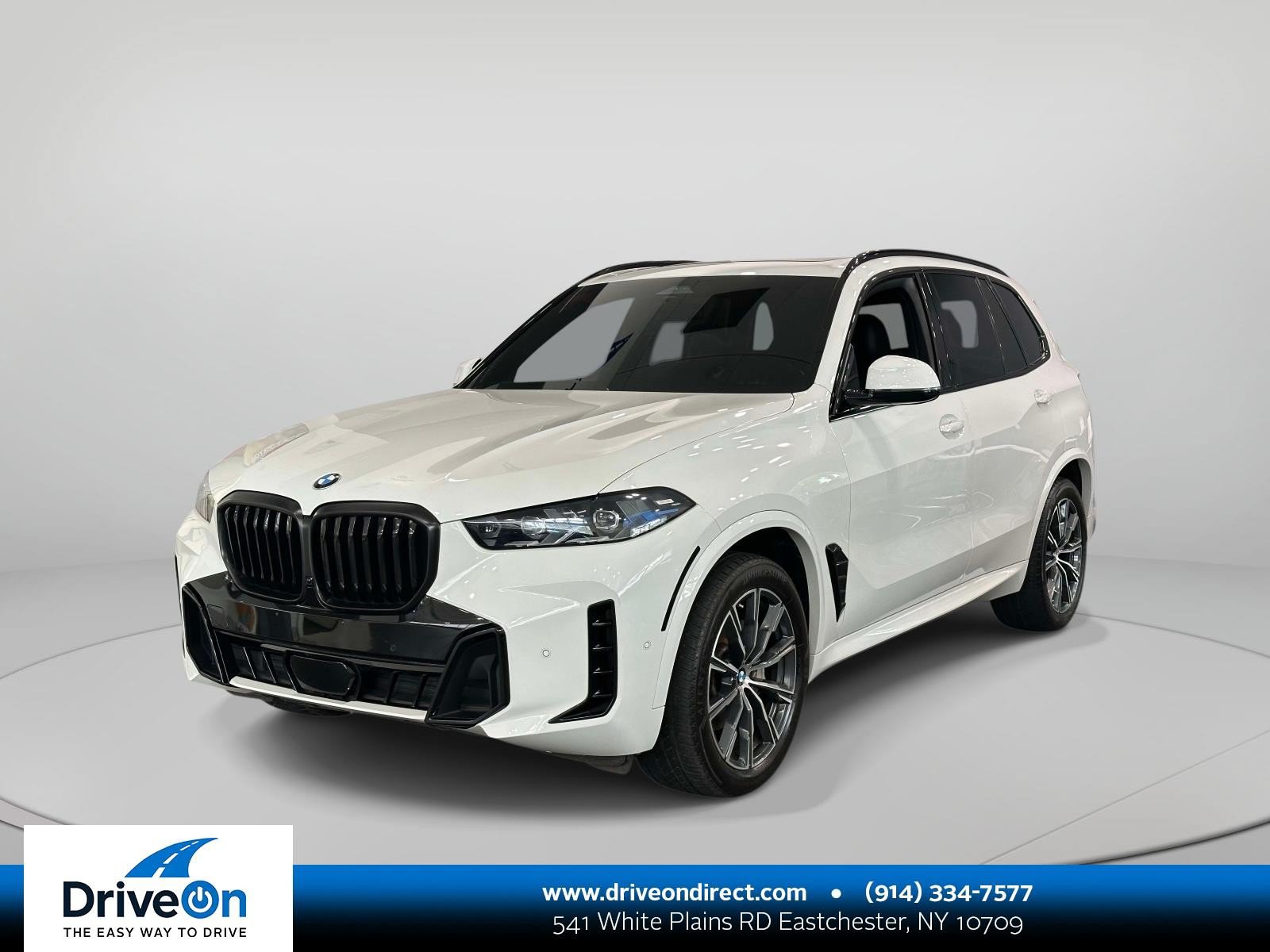 Used 2024 BMW X5 xDrive40i w/ M Sport Package AWD/4WD image 1