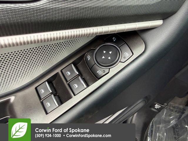 Certified 2025 Ford Explorer ST image 25