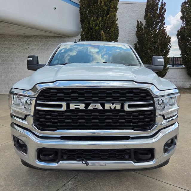 Used 2024 RAM 2500 Big Horn w/ Off Road Package AWD/4WD image 8