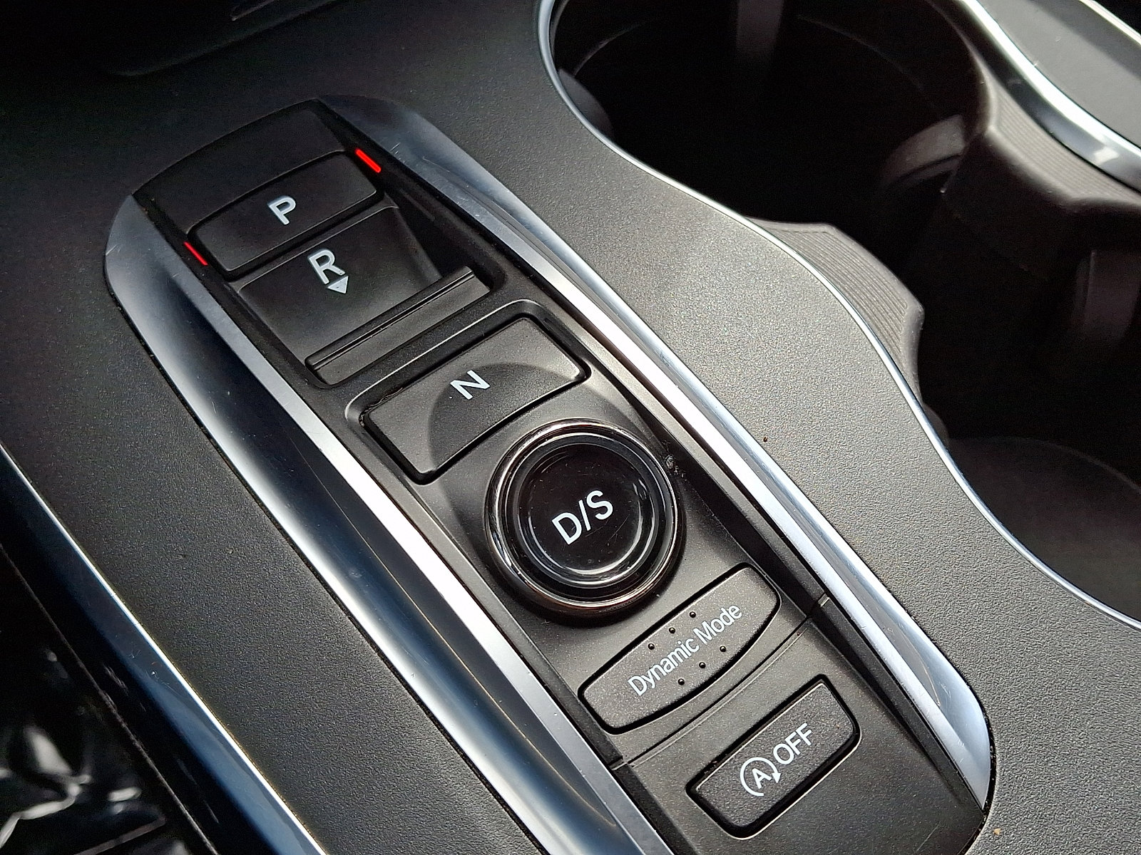 Used 2020 Acura MDX SH-AWD image 15