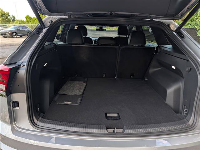 Certified 2024 Volkswagen Atlas Cross Sport SE AWD/4WD image 20