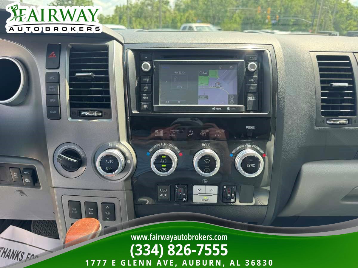 Used 2015 Toyota Sequoia Platinum AWD/4WD image 23