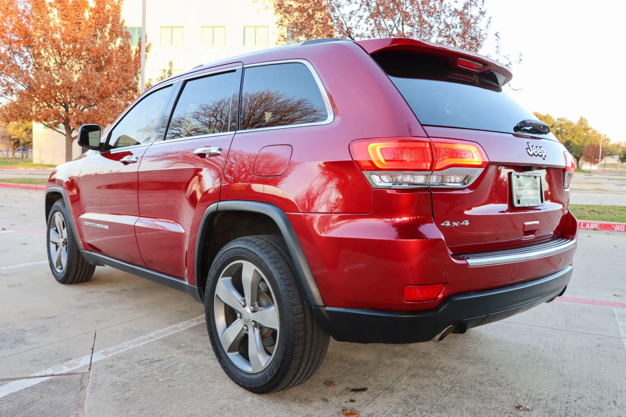 Used 2014 Jeep Grand Cherokee Limited image 5
