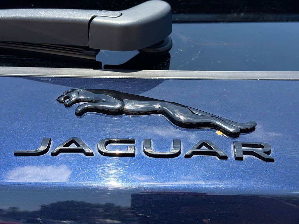 Used 2025 Jaguar F-PACE R-Dynamic S AWD/4WD image 11