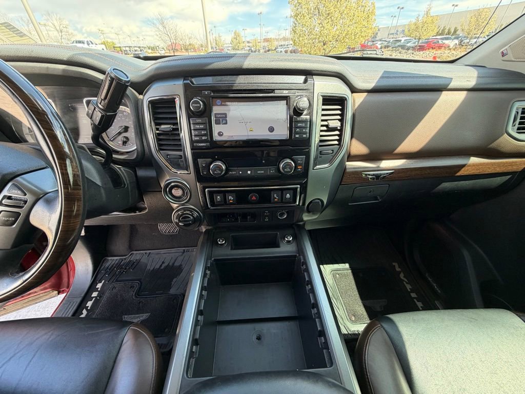 Used 2017 Nissan Titan Platinum Reserve AWD/4WD image 25