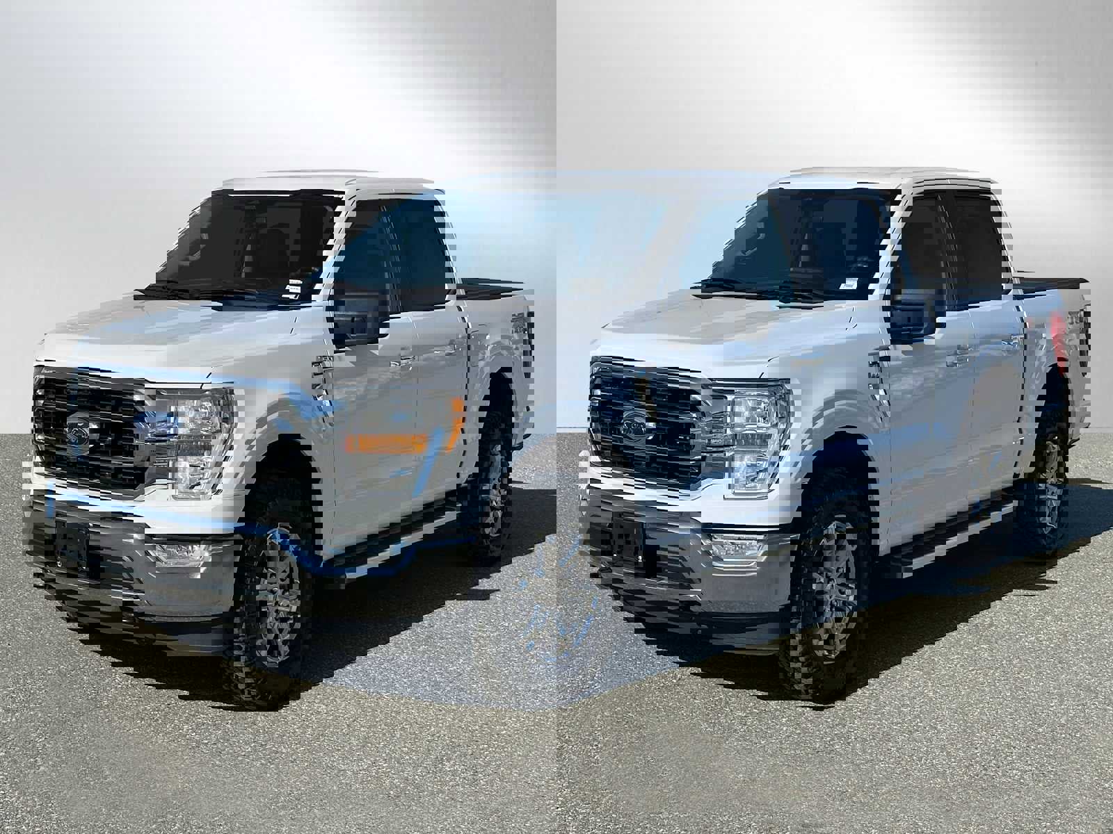 Used 2023 Ford F150 XLT w/ XTR Package image 7