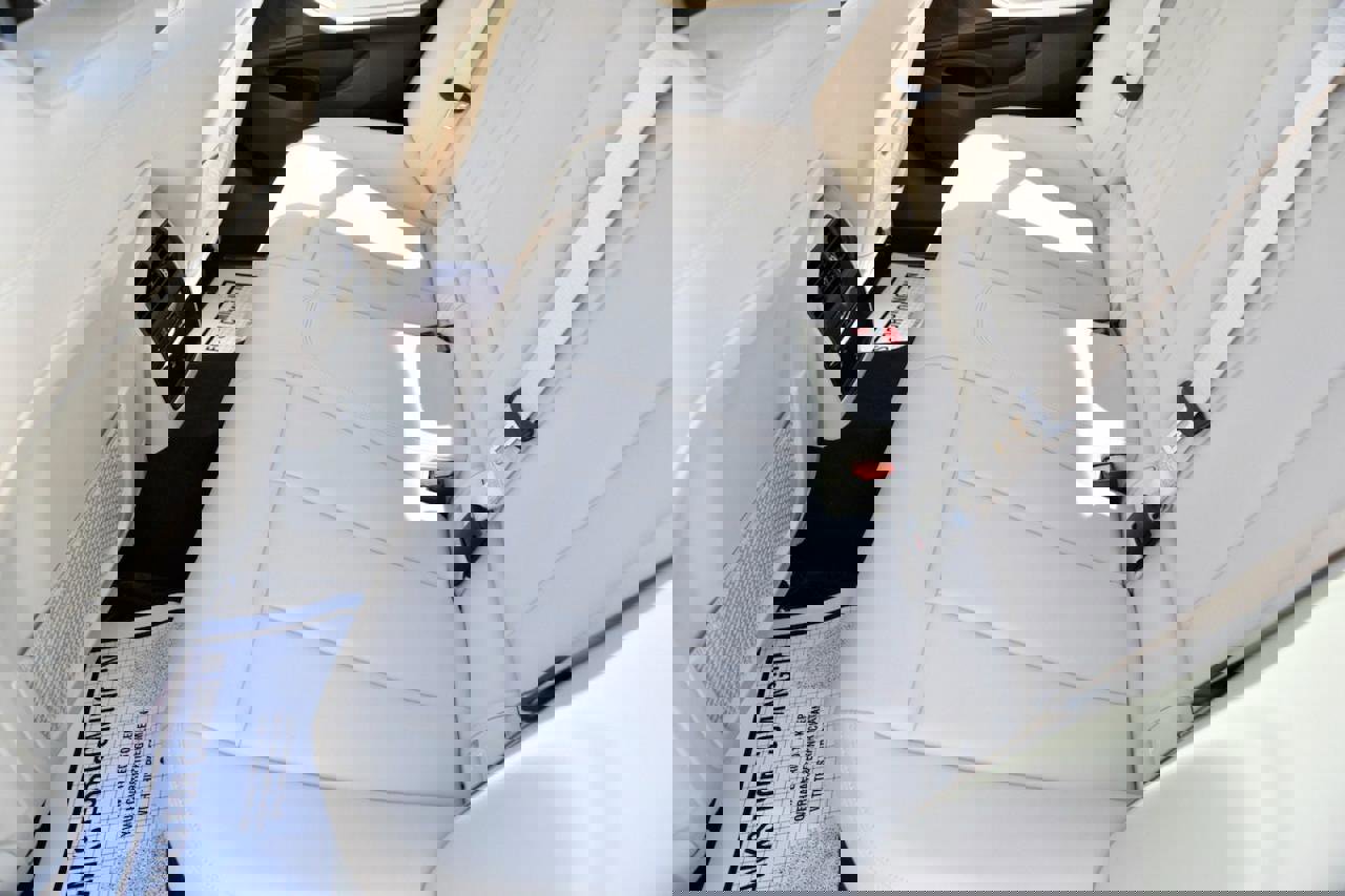 Used 2021 BMW 330i Sedan w/ Convenience Package image 10