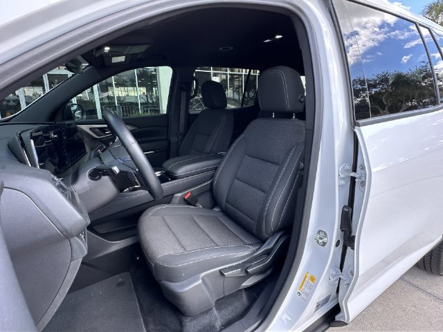 Certified 2024 Chevrolet Traverse LS FWD image 19
