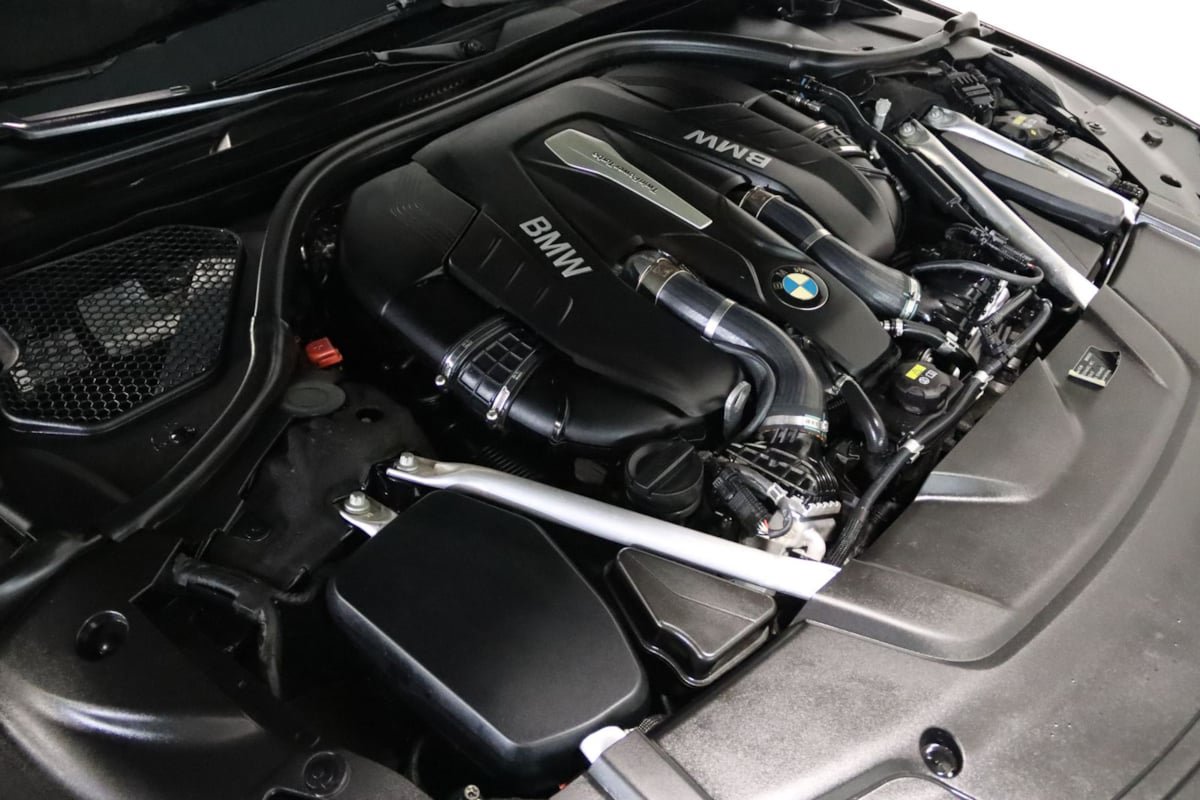 Used 2019 BMW 750i RWD image 90