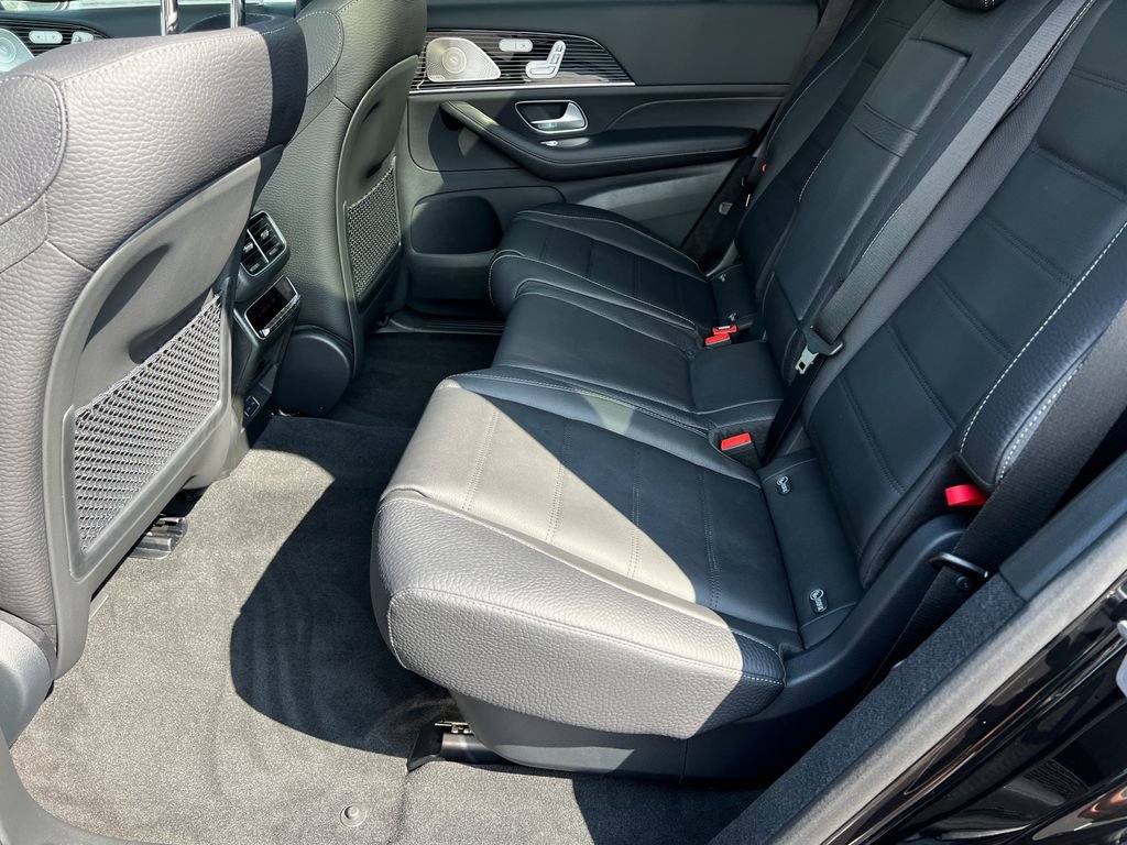 New 2026 Mercedes-Benz GLS 450 4MATIC image 25