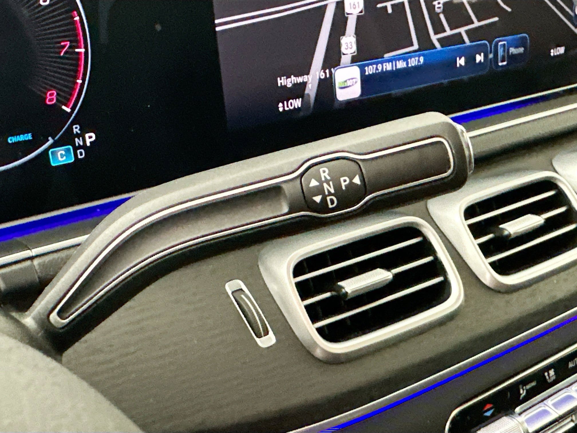 Certified 2025 Mercedes-Benz GLE 350 4MATIC image 21