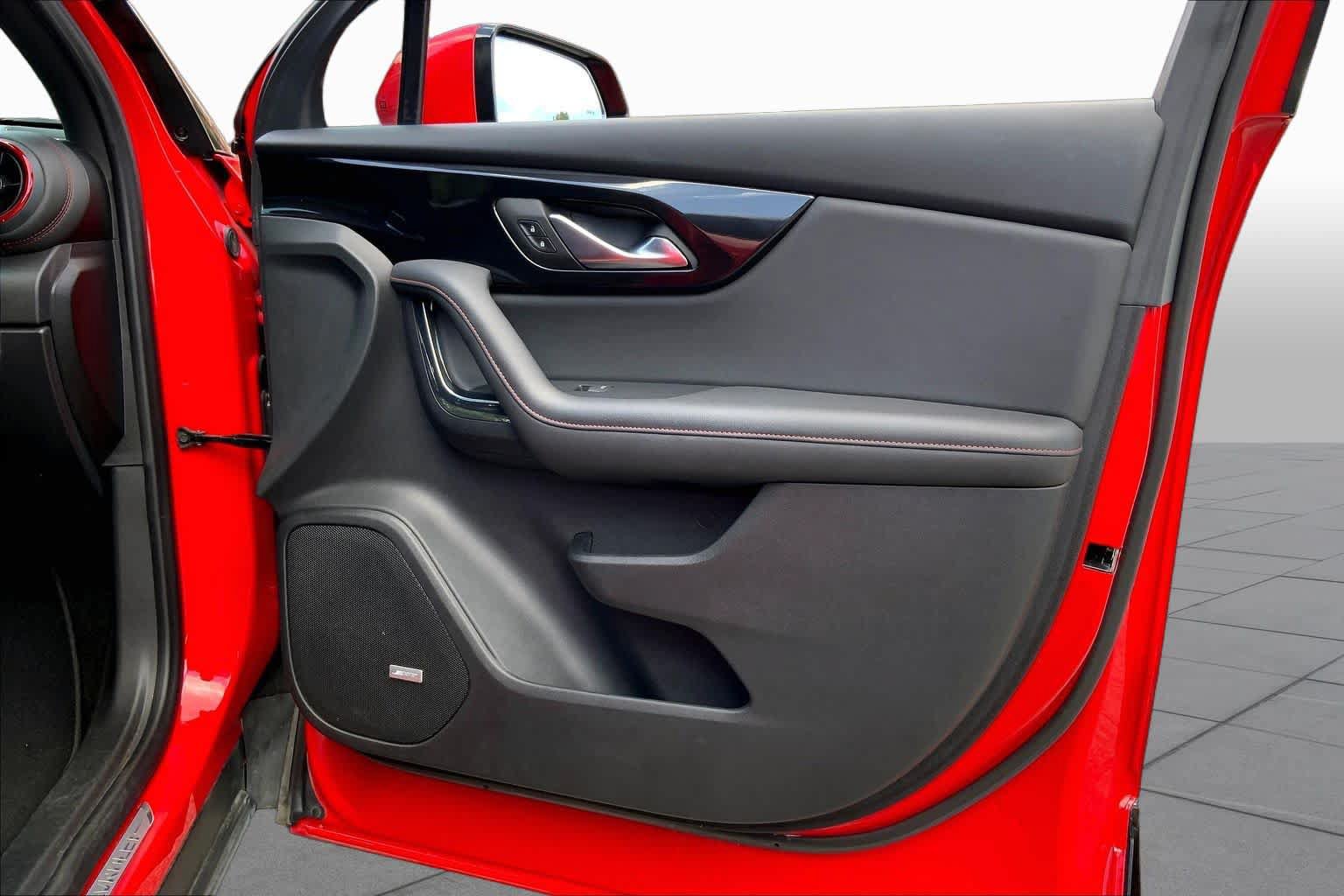 Used 2022 Chevrolet Blazer RS w/ Enhanced Convenience Package FWD image 23
