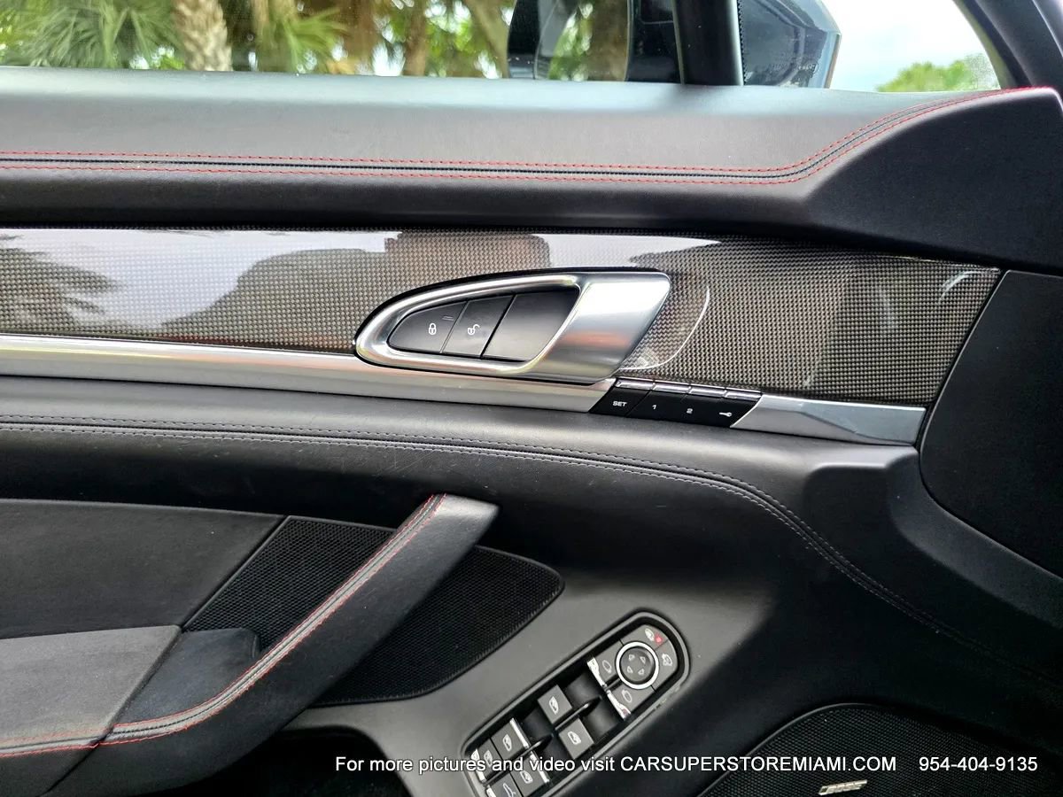 Used 2016 Porsche Panamera GTS image 44