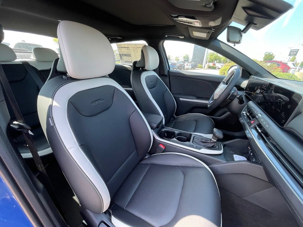 New 2026 Kia K4 EX w/ GT-Line Sunroof Package FWD image 30