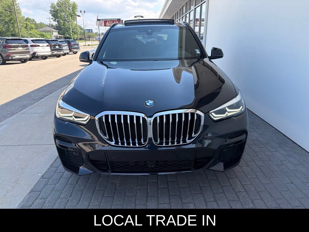 Used 2022 BMW X5 xDrive40i w/ M Sport Package AWD/4WD image 2