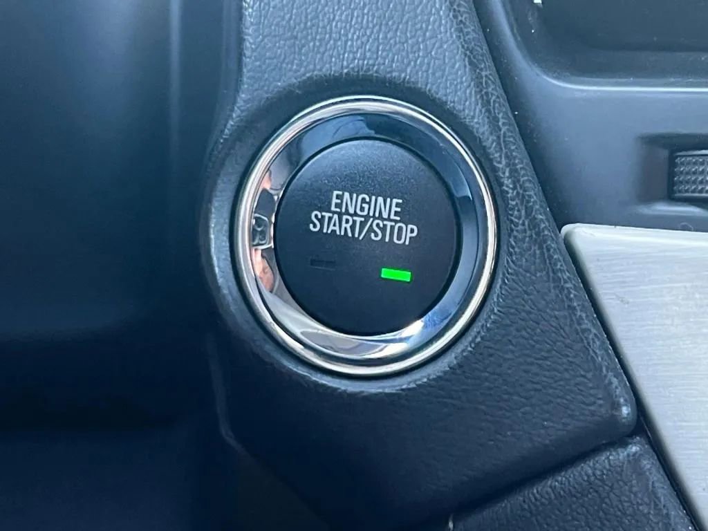 Used 2018 GMC Yukon Denali AWD/4WD image 47