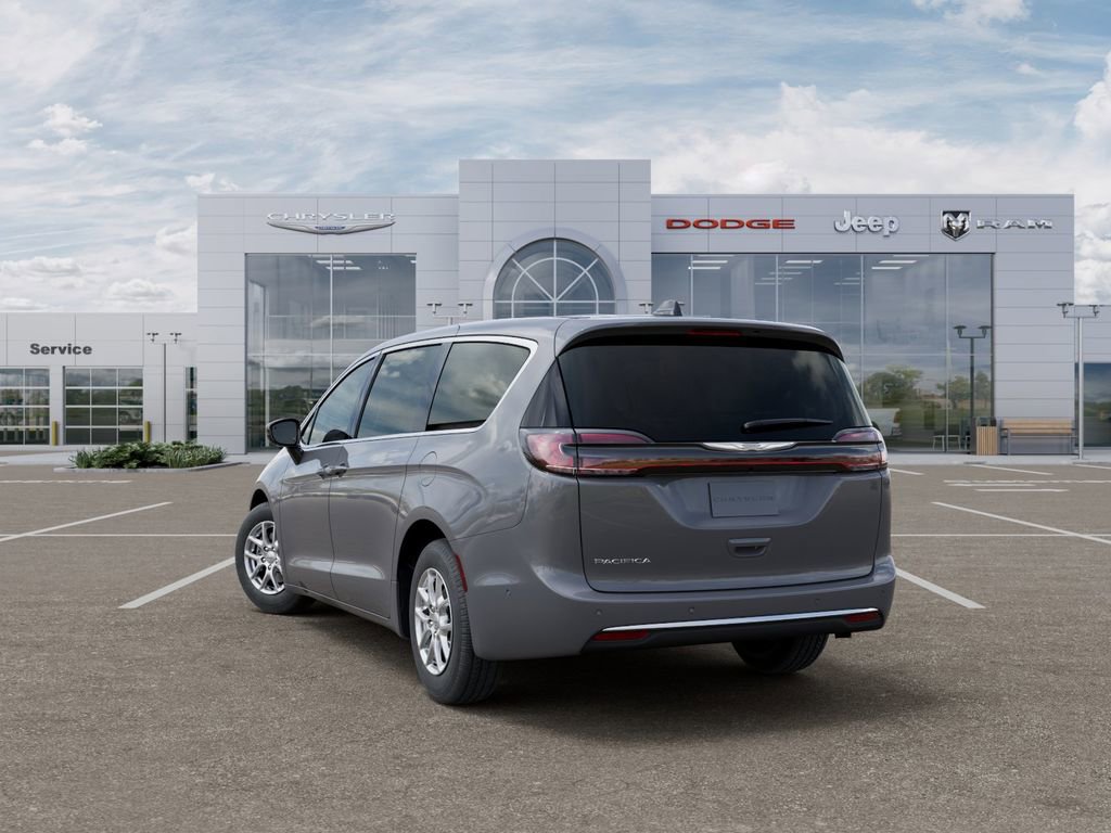 New 2025 Chrysler Pacifica Select image 3