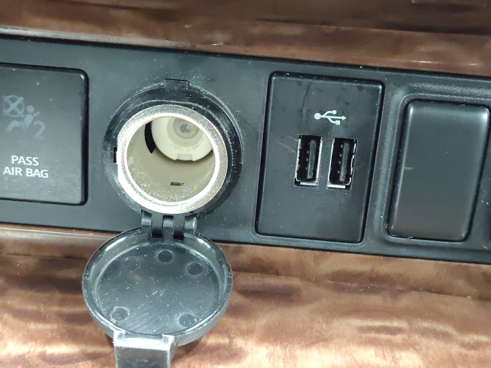 Used 2018 Nissan Armada SL w/ Premium Package image 23