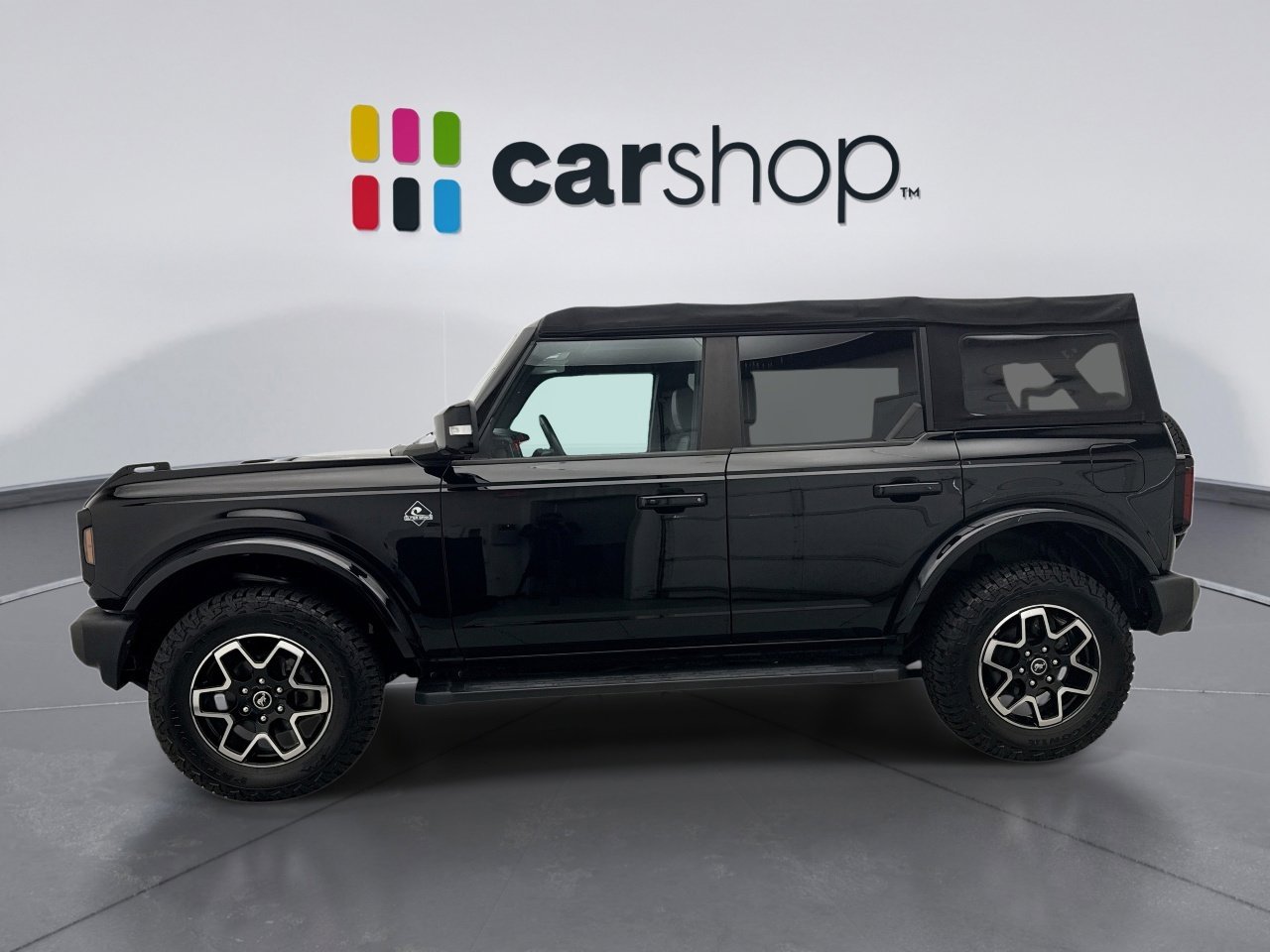 Used 2022 Ford Bronco Outer Banks image 2