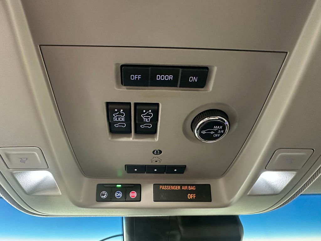 Used 2020 Cadillac Escalade Luxury AWD/4WD image 35
