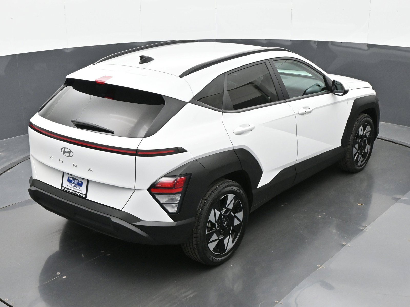 Certified 2024 Hyundai Kona SEL FWD image 31