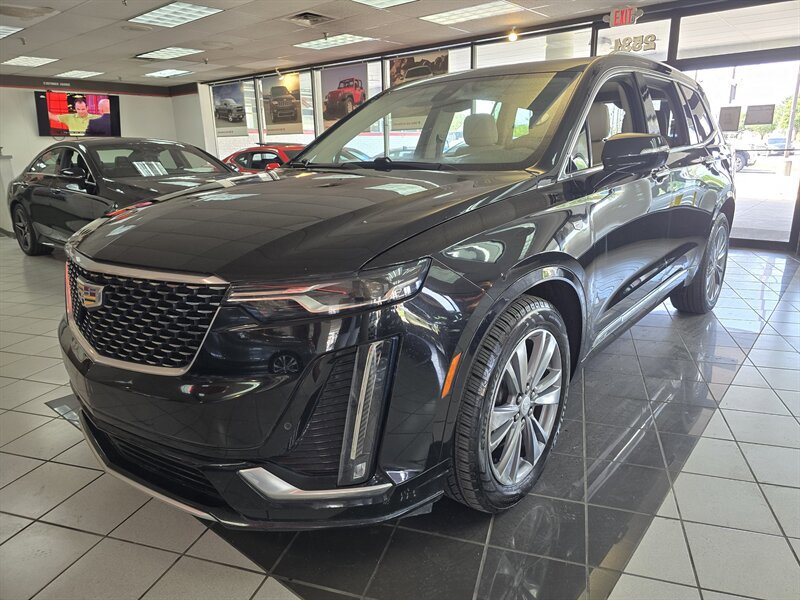 Used 2020 Cadillac XT6 Premium Luxury image 1