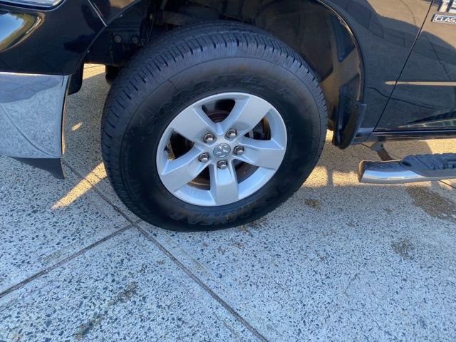 Used 2019 RAM 1500 Classic SLT image 9