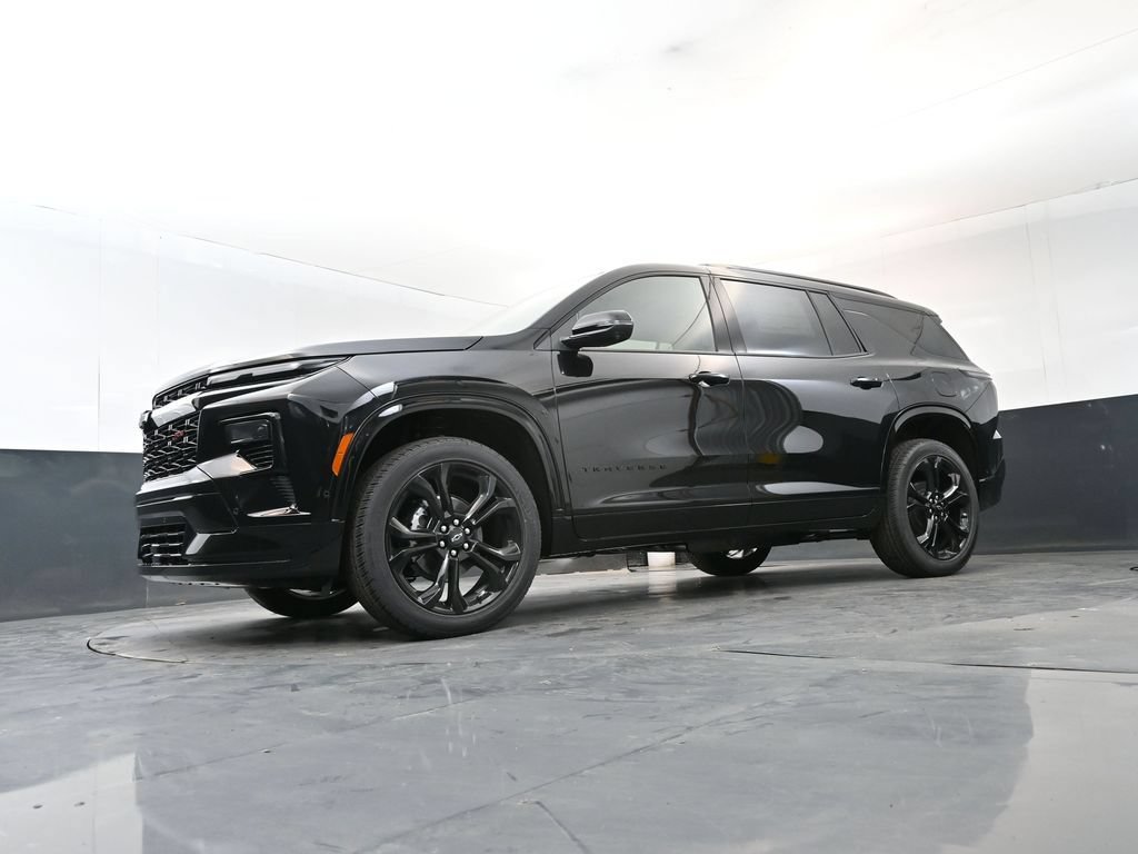 New 2027 Chevrolet Traverse RS w/ LPO, Floor Liner Package AWD/4WD image 13