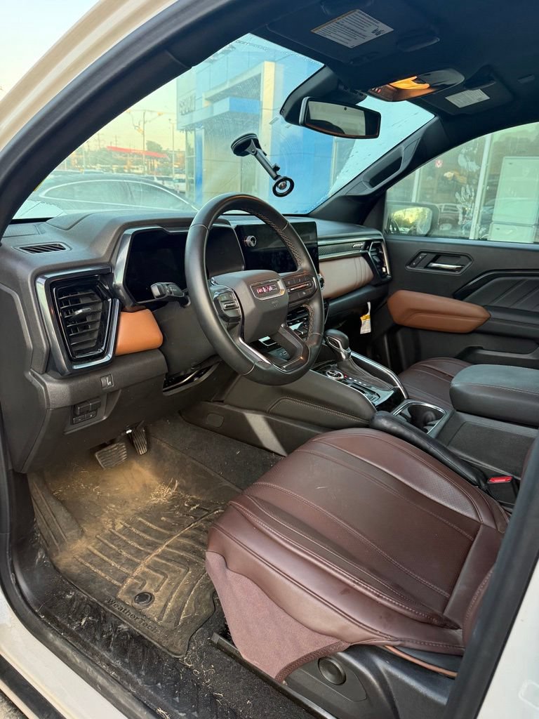 Used 2026 GMC Canyon AT4 AWD/4WD image 5