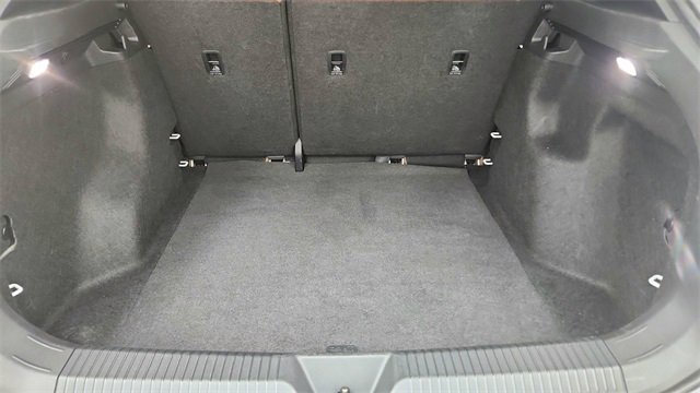 Used 2023 Volkswagen ID.4 2WD image 15