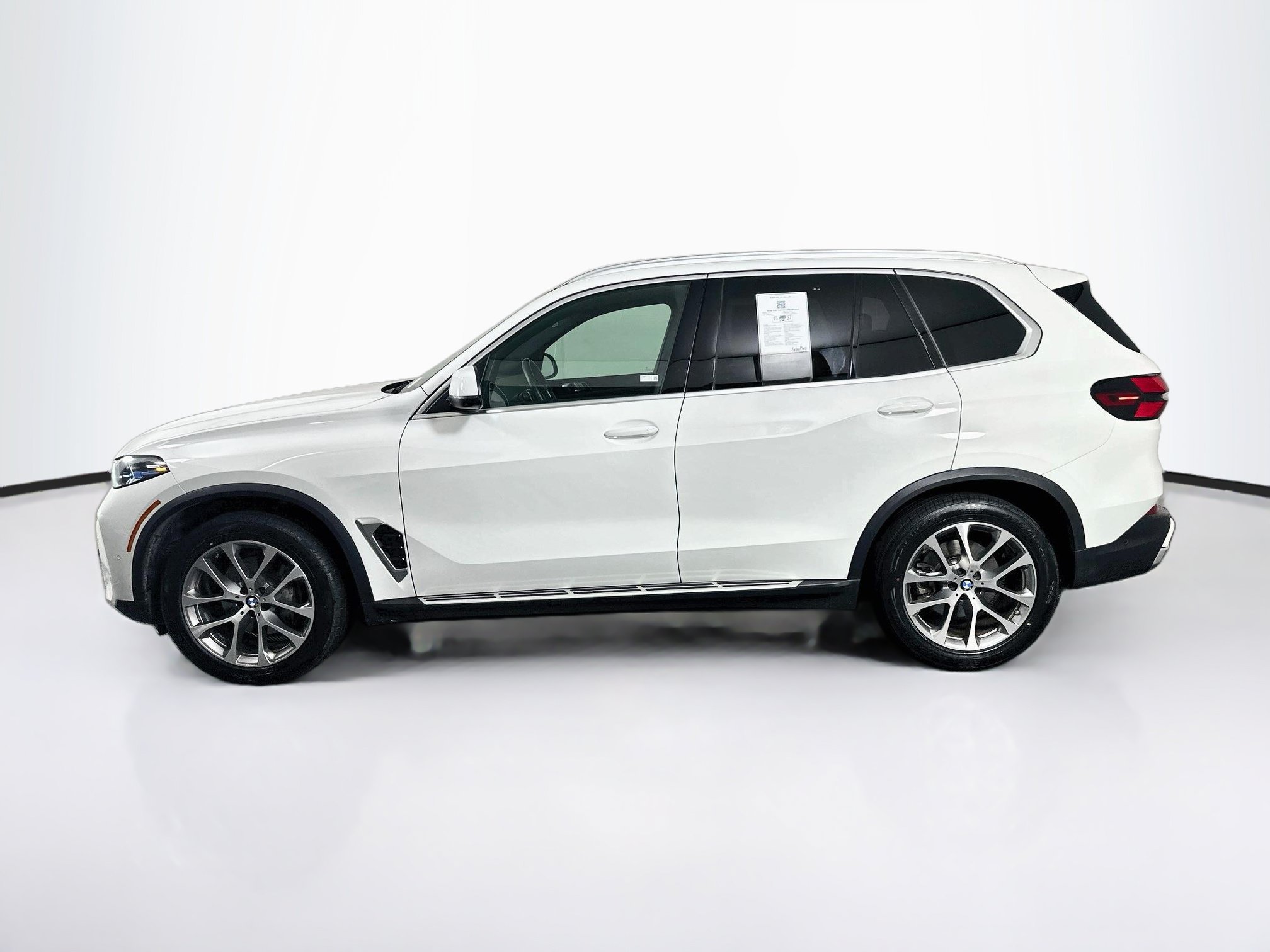 Used 2026 BMW X5 sDrive40i RWD image 4